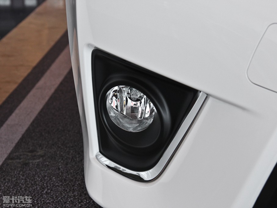 2014_ 1.6L CVT GLX-i