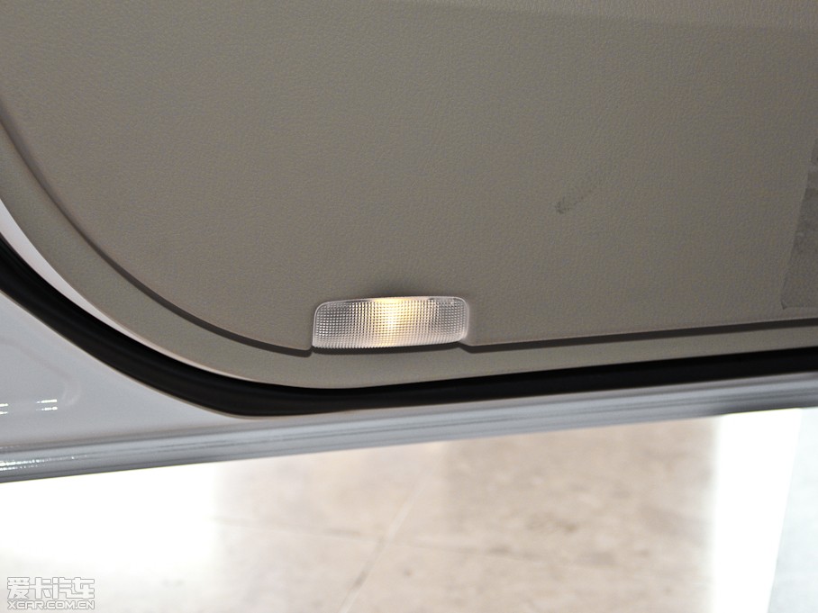 2014_ 1.6L CVT GLX-i