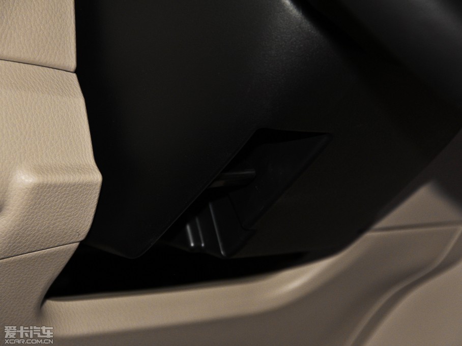 2014_ 1.6L CVT GLX-i