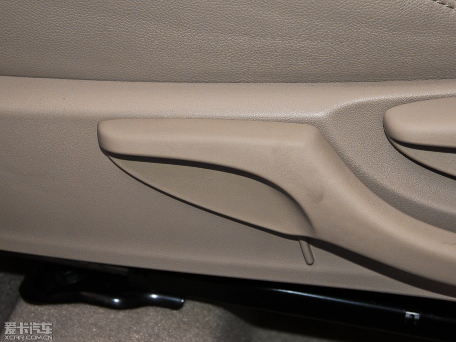 2014_ 1.6L CVT GLX-i