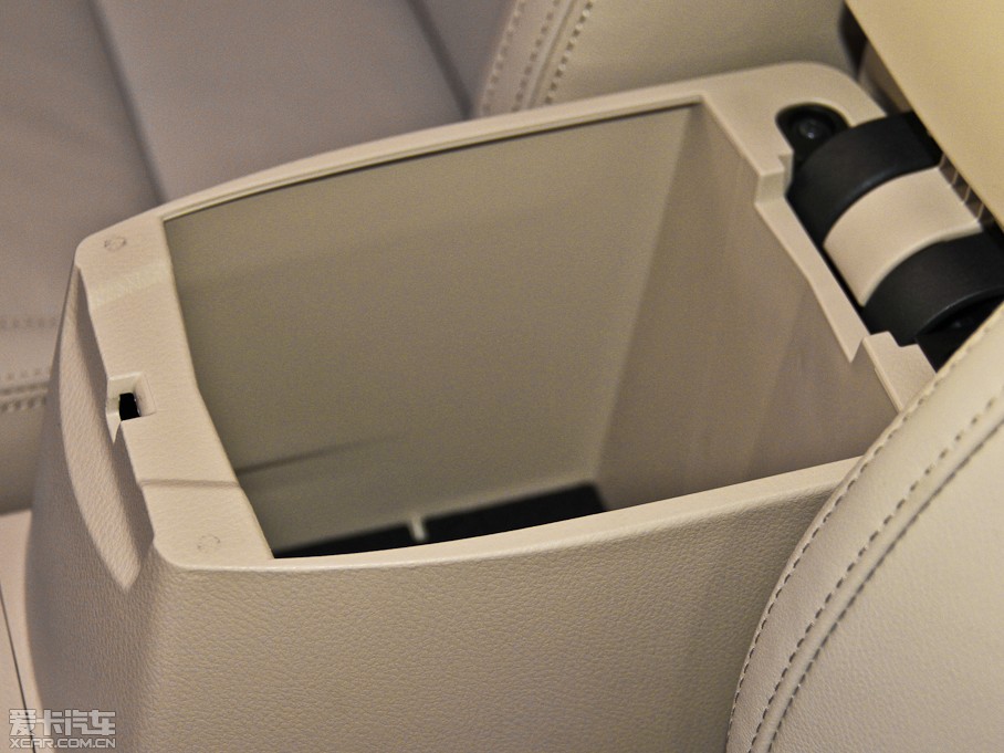 2014_ 1.6L CVT GLX-i