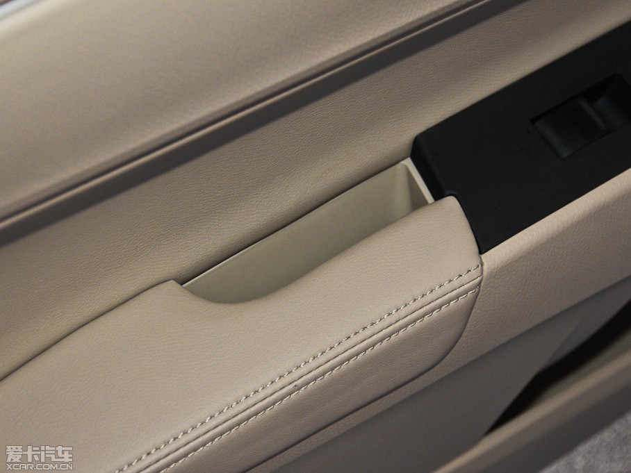 2014_ 1.6L CVT GLX-i