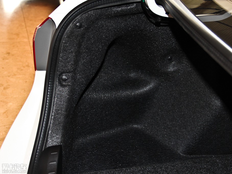 2014_ 1.6L CVT GLX-i