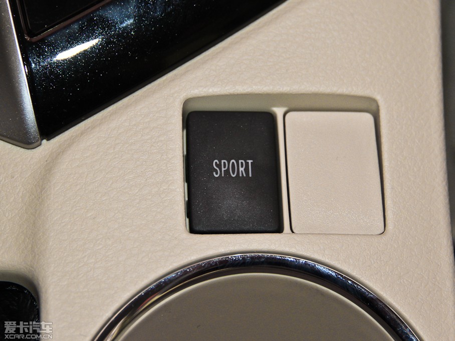 2014_ 1.6L CVT GLX-i