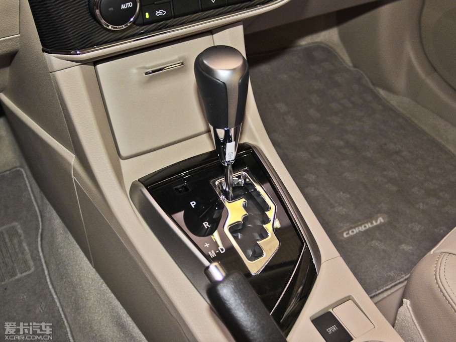 2014_ 1.6L CVT GLX-i