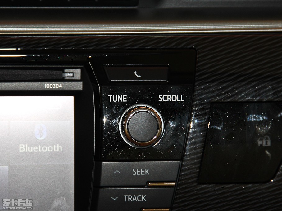 2014_ 1.6L CVT GLX-i