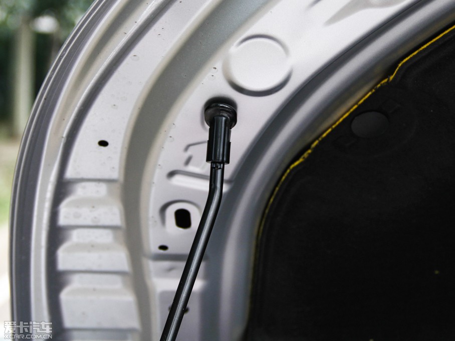 2014_ 1.6L CVT GL-i