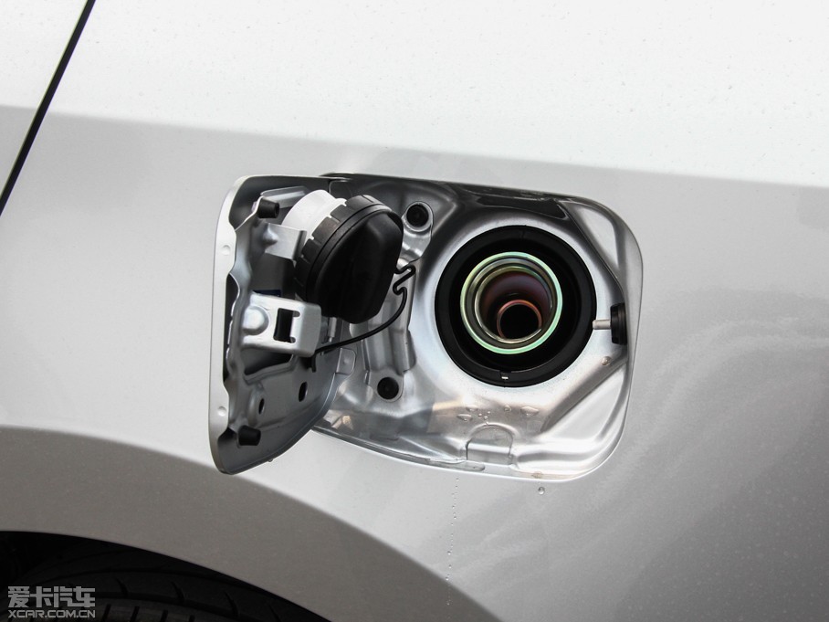 2014_ 1.6L CVT GL-i