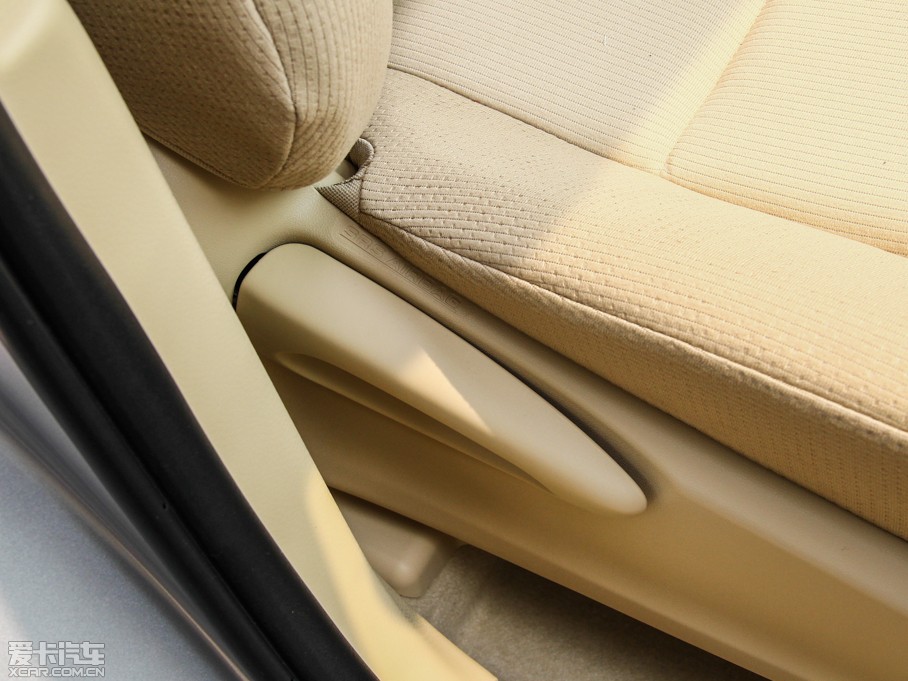 2014_ 1.6L CVT GL-i