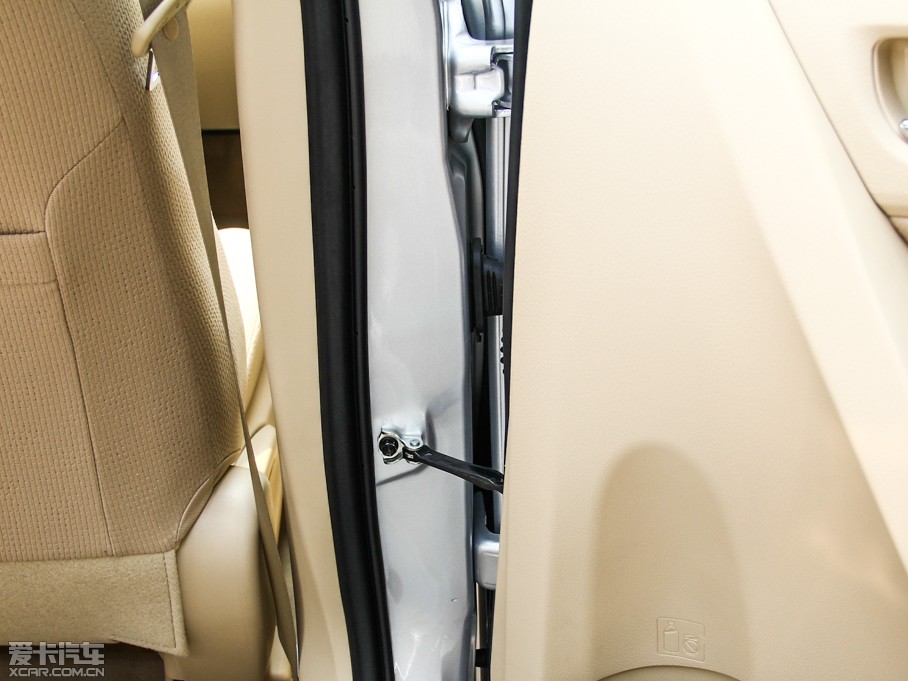 2014_ 1.6L CVT GL-i