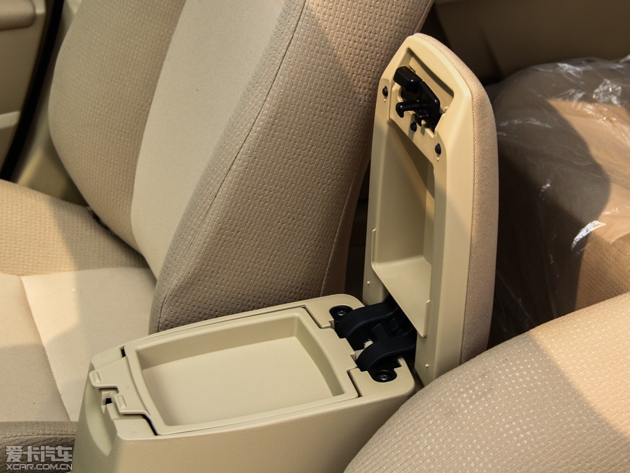 2014_ 1.6L CVT GL-i