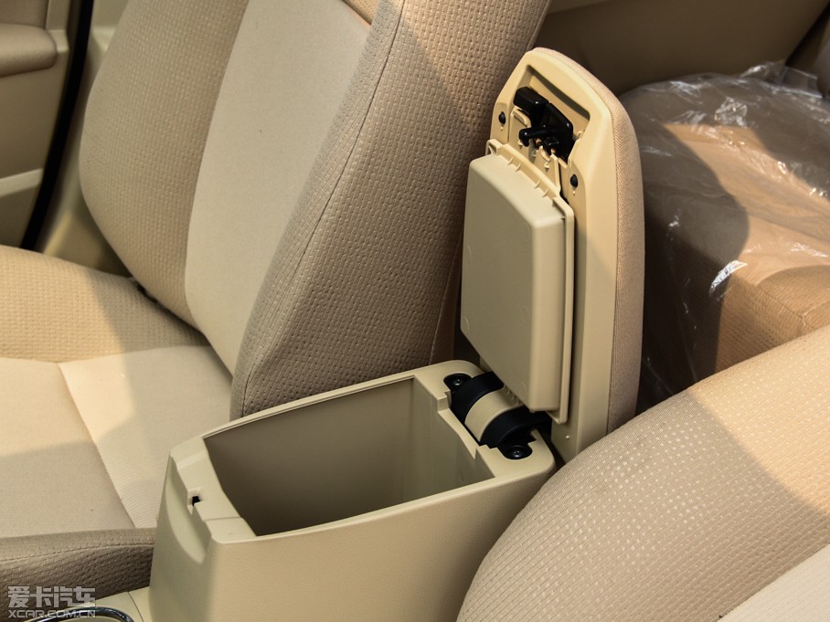 2014_ 1.6L CVT GL-i