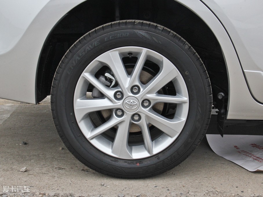 2014_ 1.8L CVT GLX-i