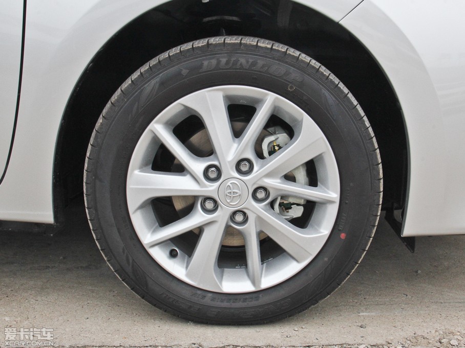 2014_ 1.8L CVT GLX-i