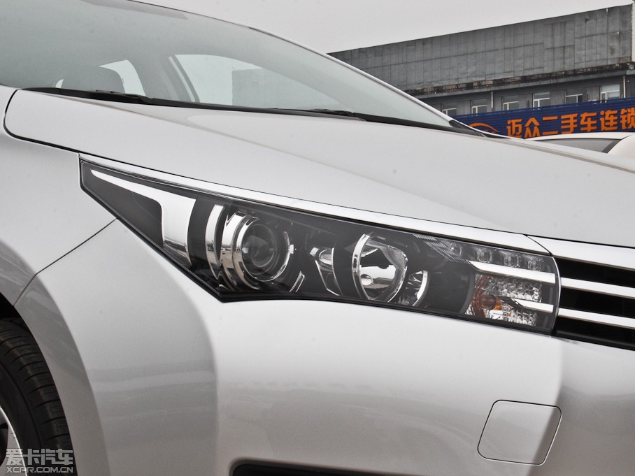 2014_ 1.8L CVT GLX-i