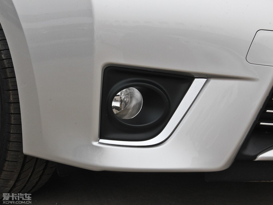 2014_ 1.8L CVT GLX-i