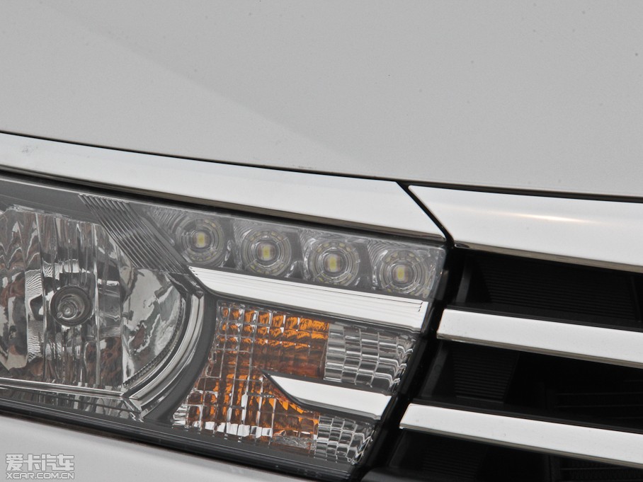 2014_ 1.8L CVT GLX-i