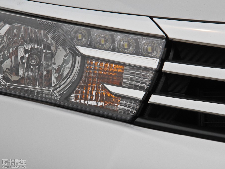 2014_ 1.8L CVT GLX-i