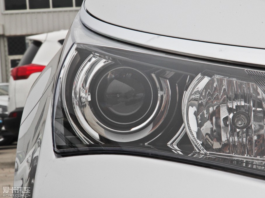 2014_ 1.8L CVT GLX-i