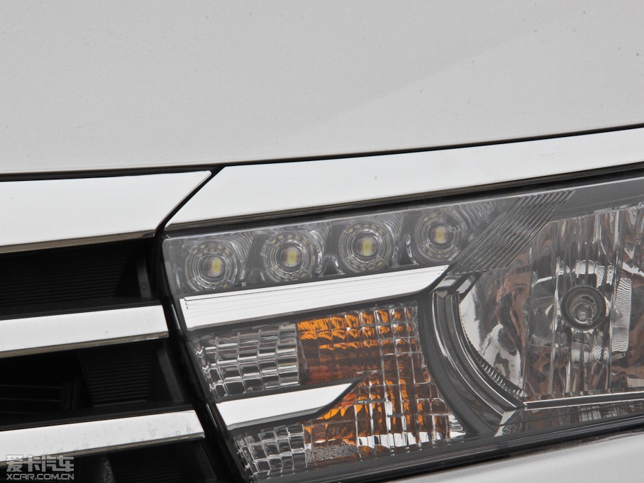 2014_ 1.8L CVT GLX-i