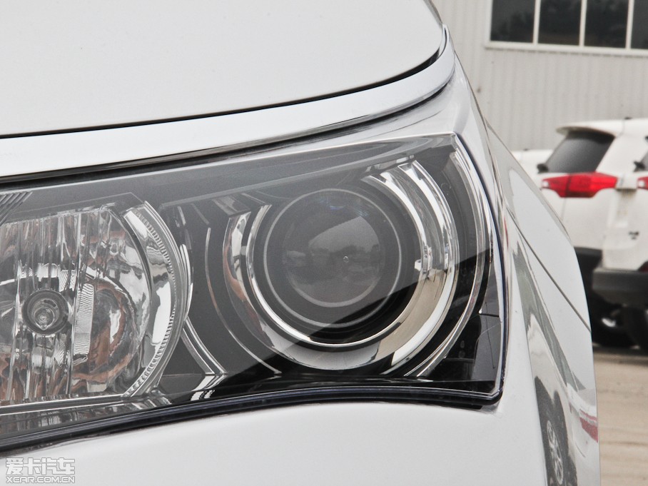 2014_ 1.8L CVT GLX-i