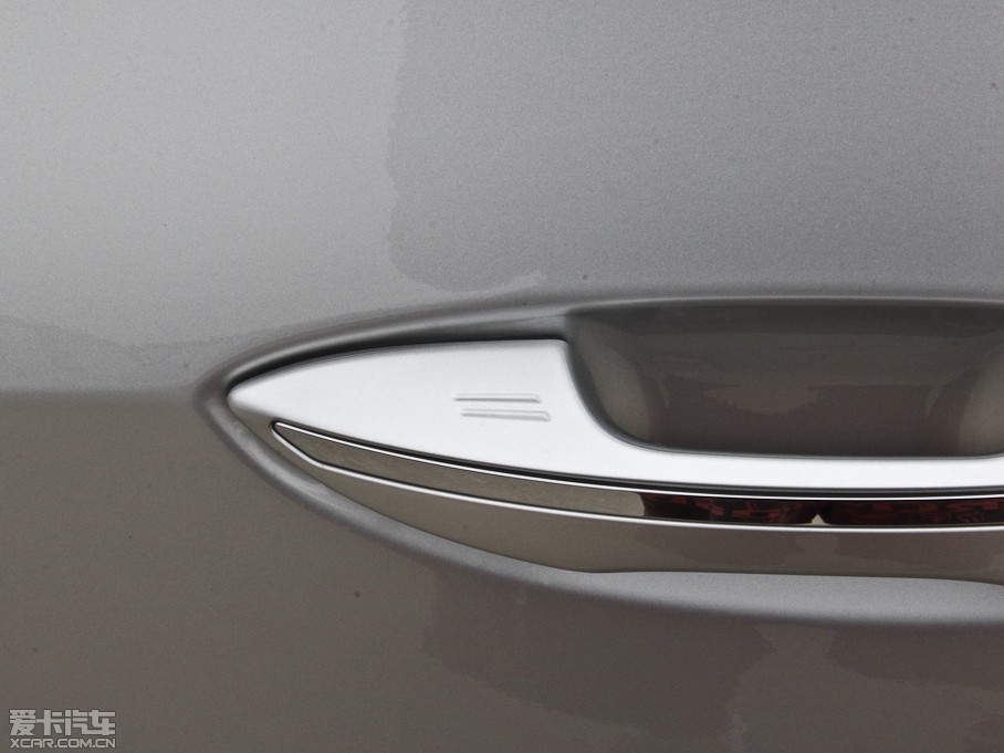 2014_ 1.8L CVT GLX-i