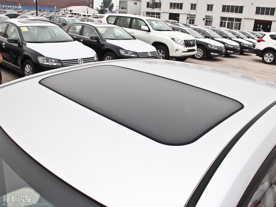 2014_ 1.8L CVT GLX-i