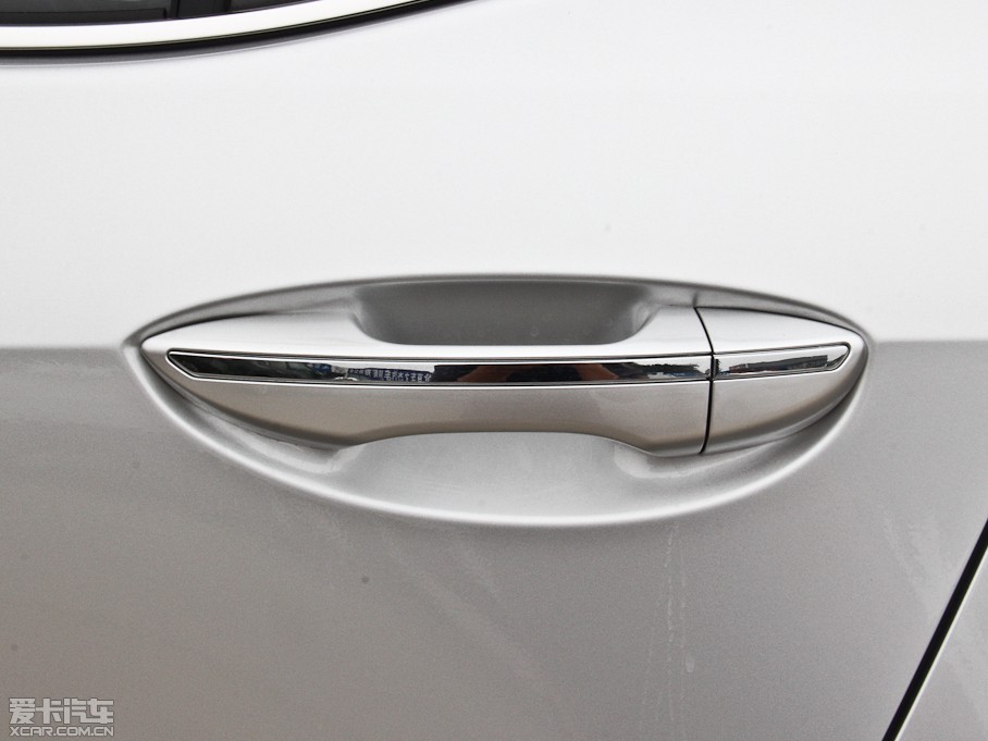 2014_ 1.8L CVT GLX-i