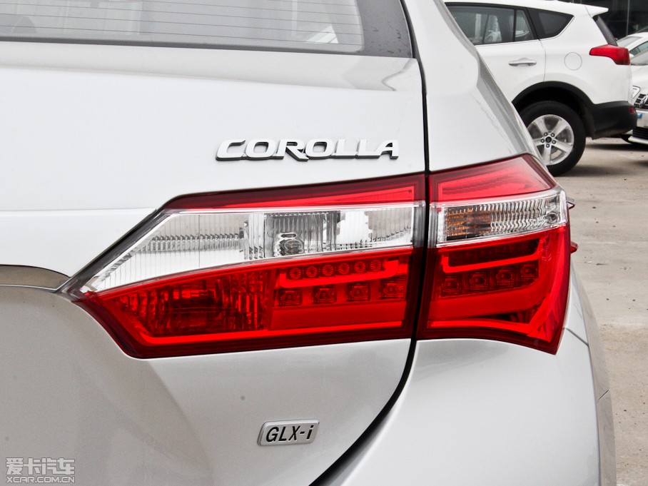 2014_ 1.8L CVT GLX-i