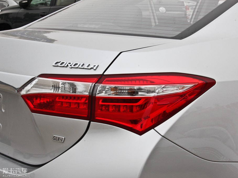 2014_ 1.8L CVT GLX-i