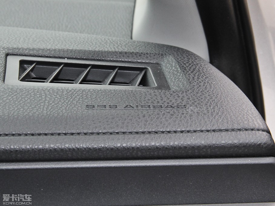 2014_ 1.8L CVT GLX-i