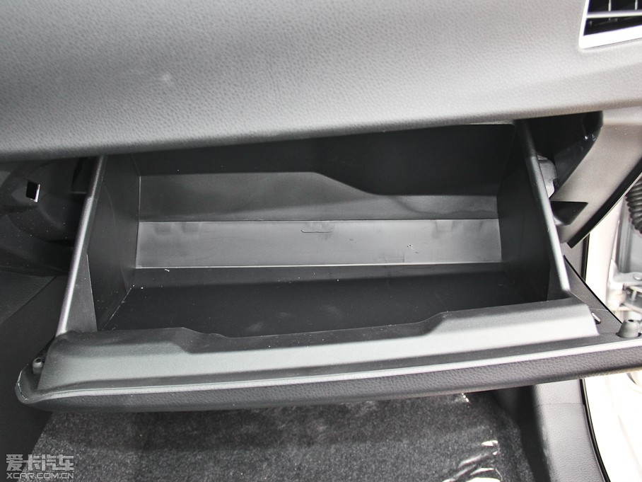 2014_ 1.8L CVT GLX-i