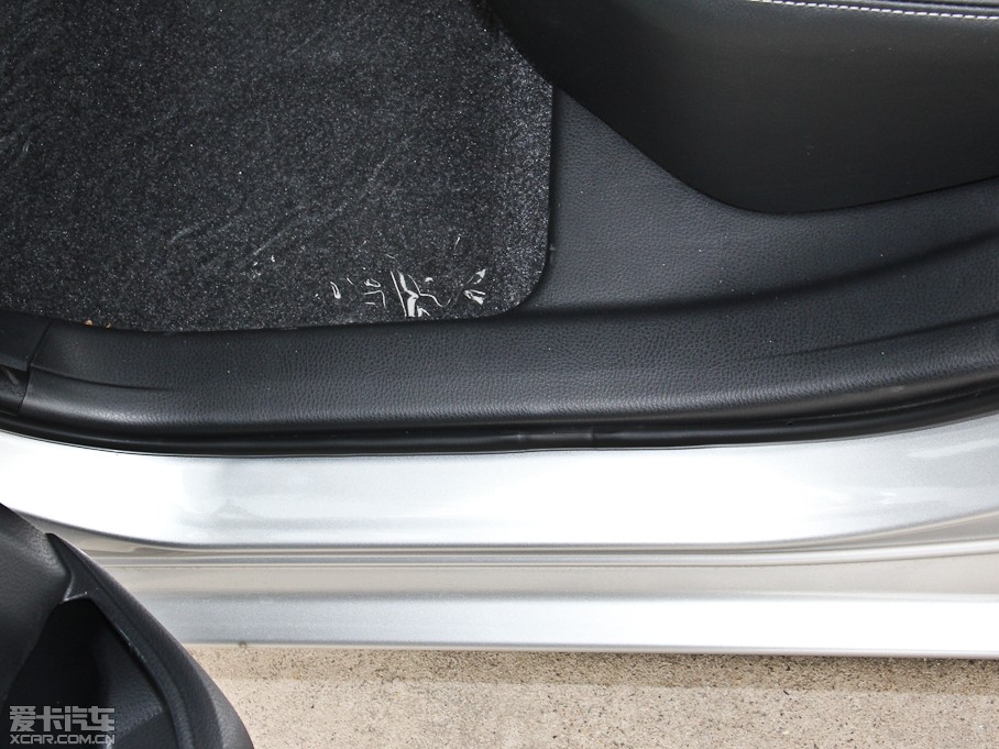 2014_ 1.8L CVT GLX-i