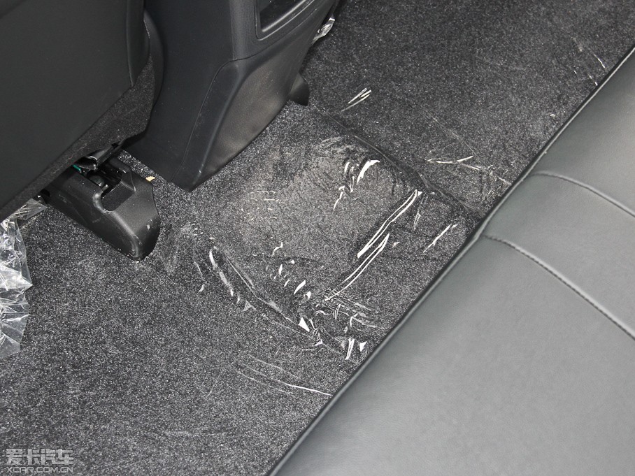 2014_ 1.8L CVT GLX-i