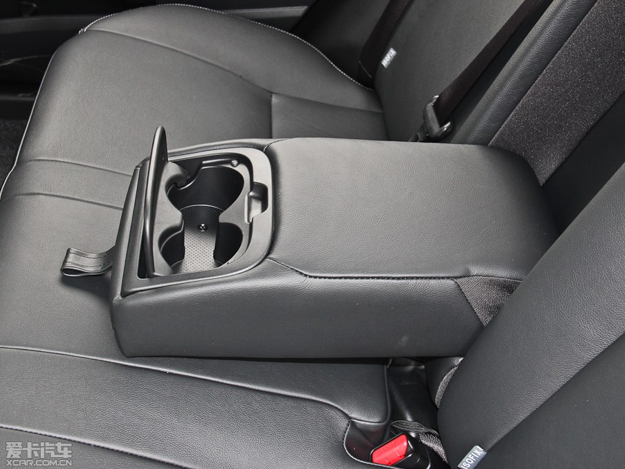 2014_ 1.8L CVT GLX-i