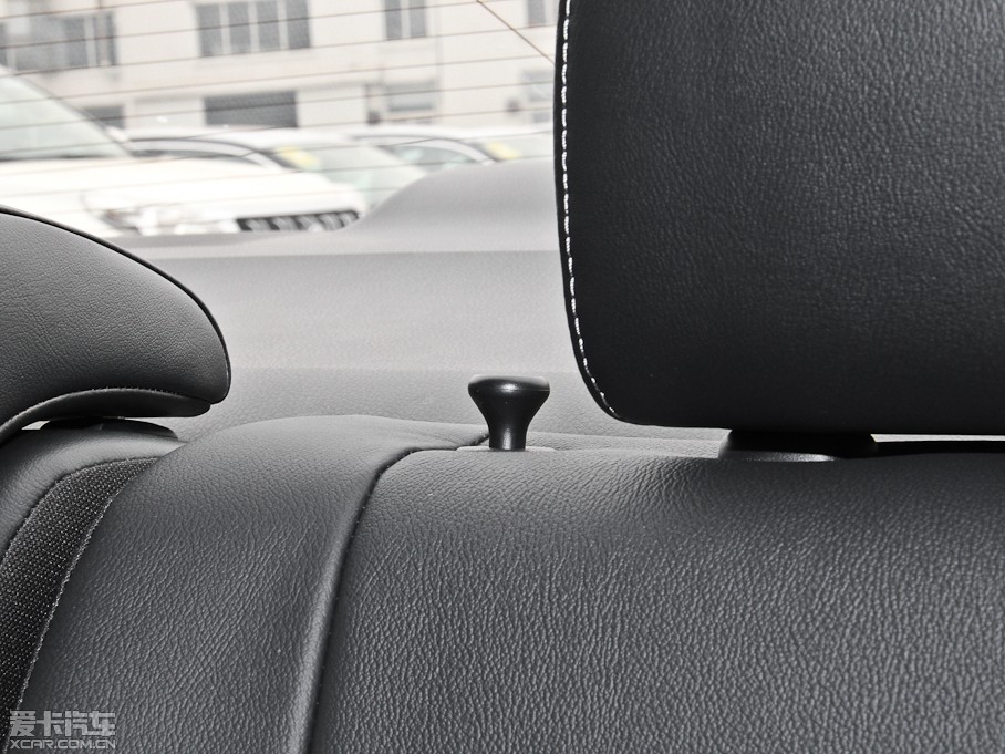 2014_ 1.8L CVT GLX-i