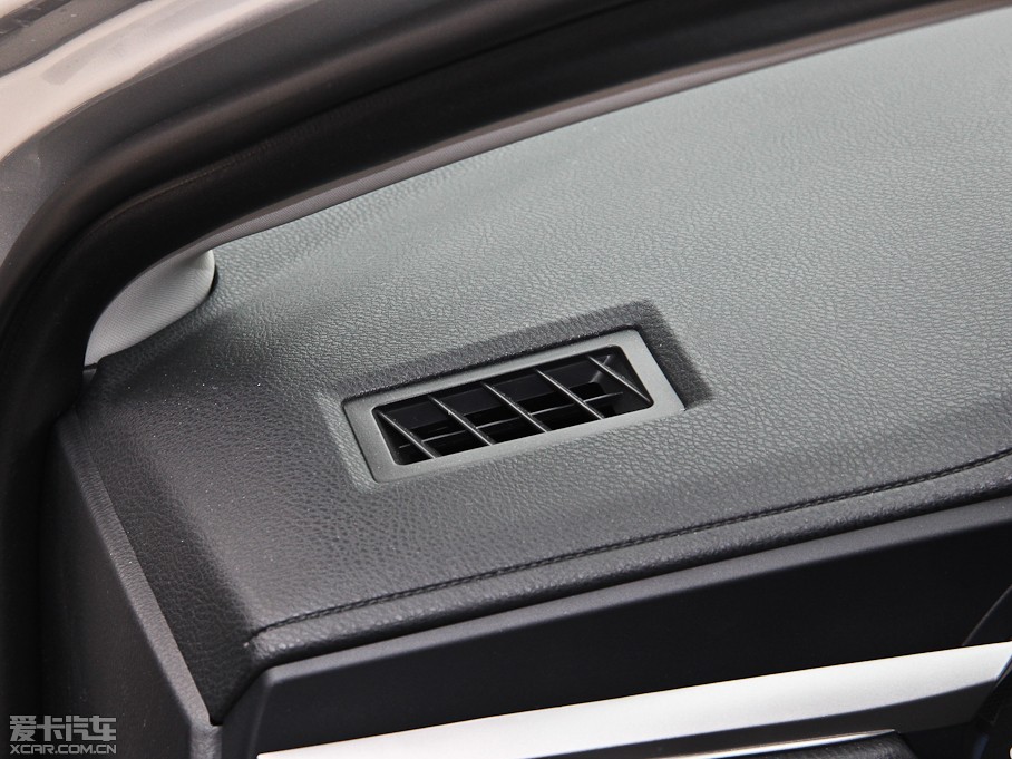 2014_ 1.8L CVT GLX-i