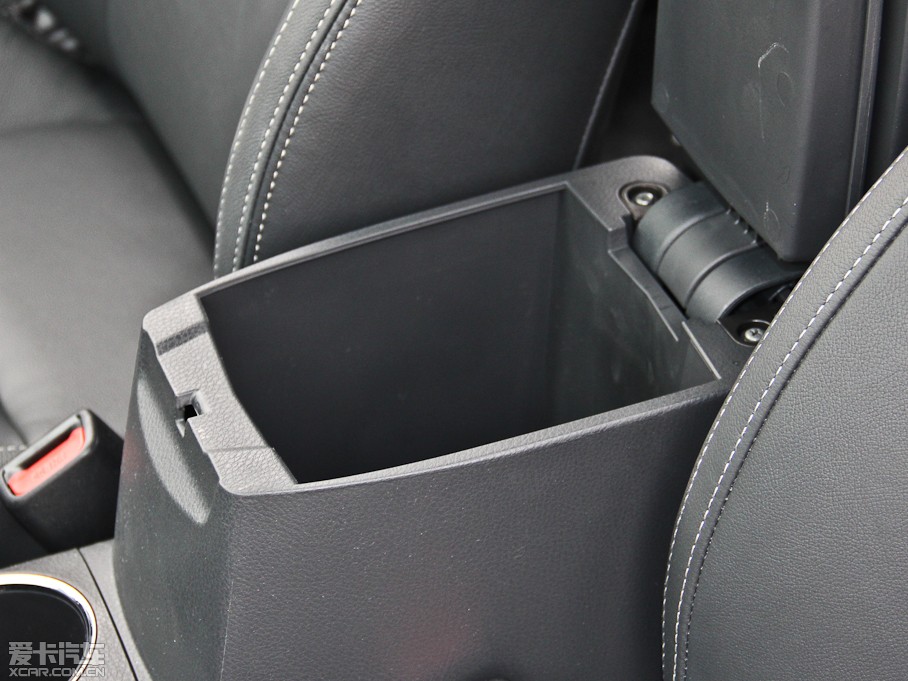 2014_ 1.8L CVT GLX-i