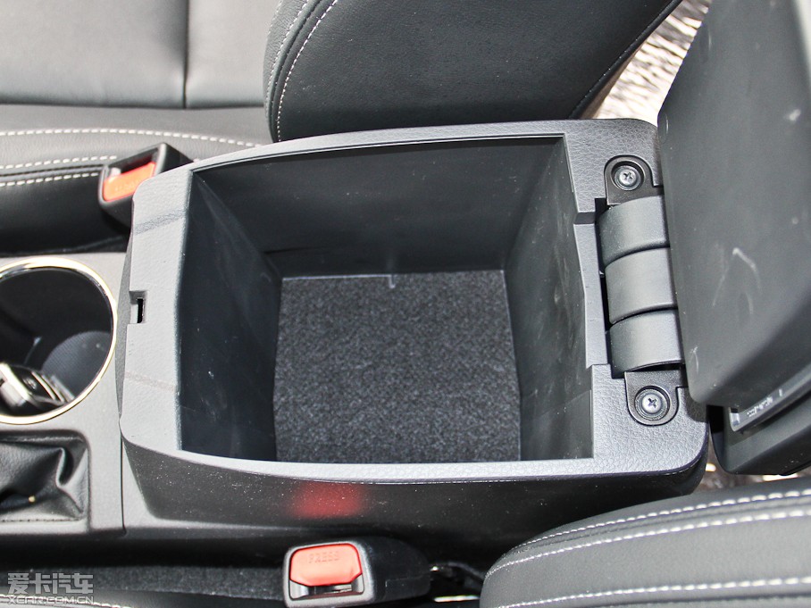 2014_ 1.8L CVT GLX-i