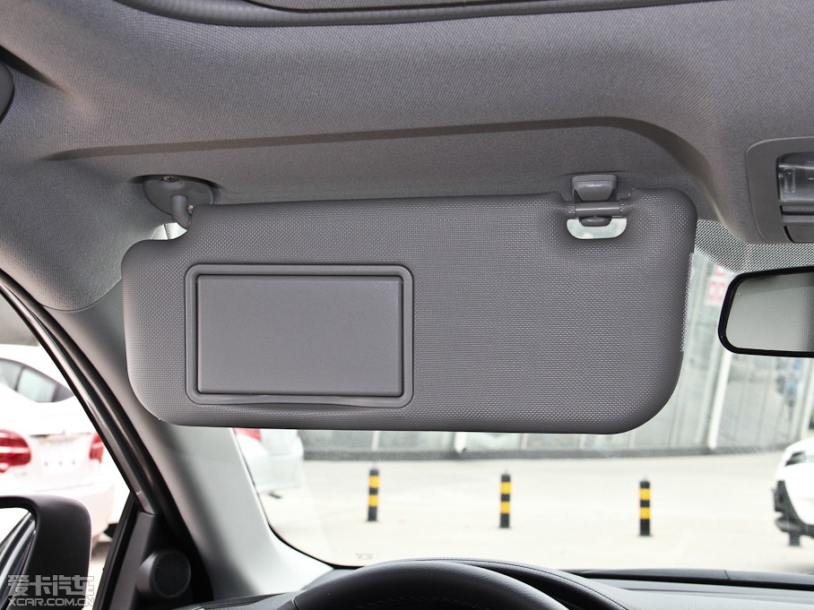 2014_ 1.8L CVT GLX-i