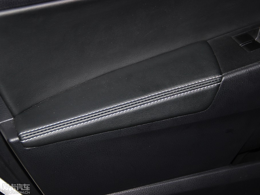 2014_ 1.6L CVT GLX-i