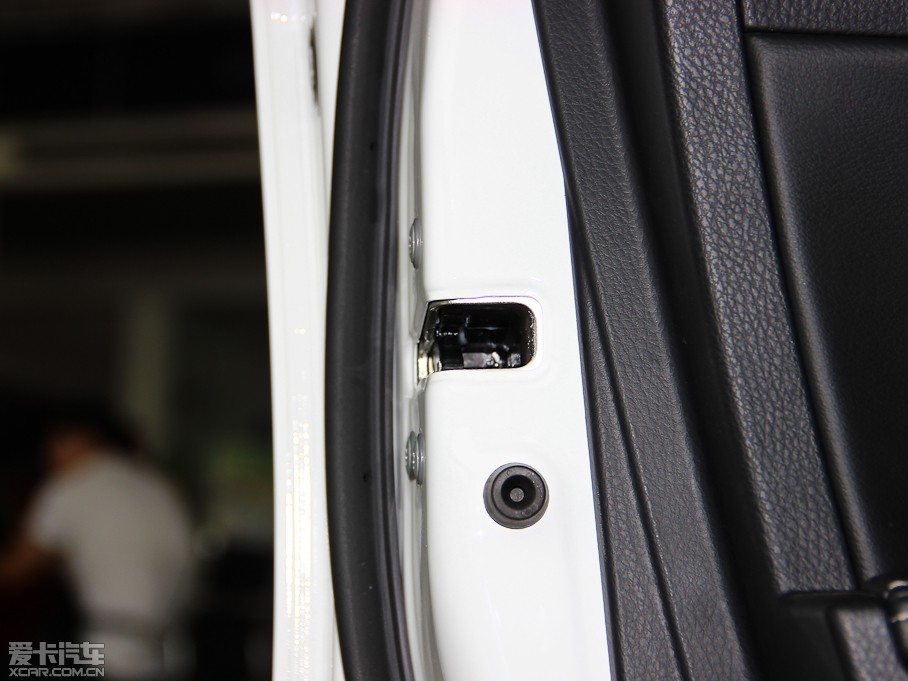 2014_ 1.6L CVT GLX-i