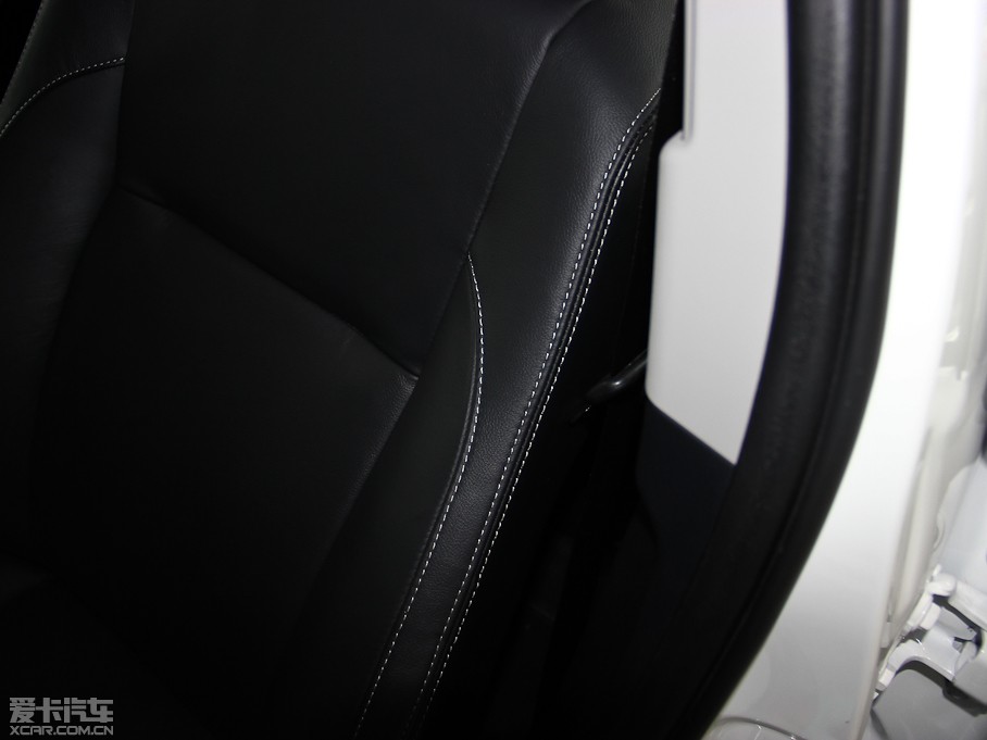 2014_ 1.6L CVT GLX-i(do)