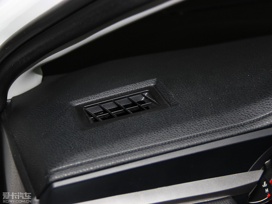 2014_ 1.6L CVT GLX-i(do)