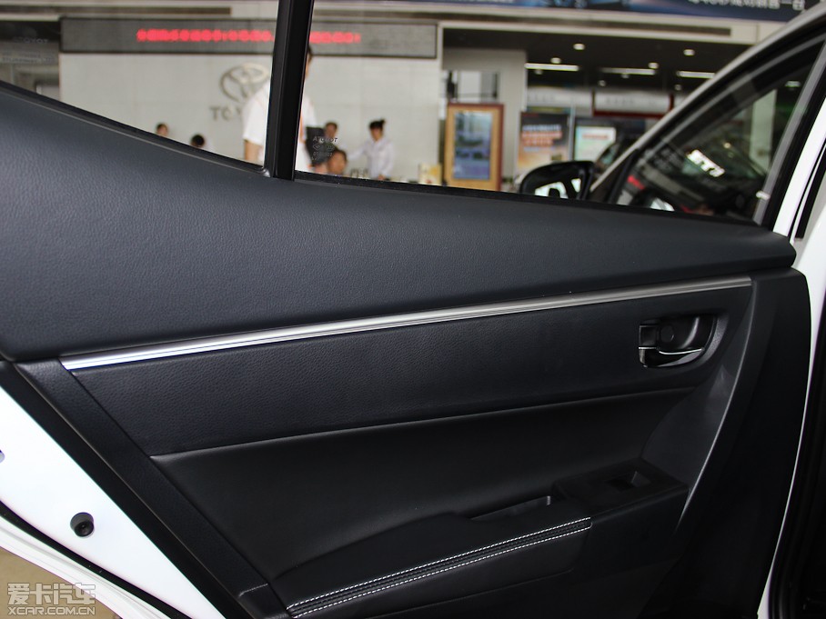 2014_ 1.6L CVT GLX-i