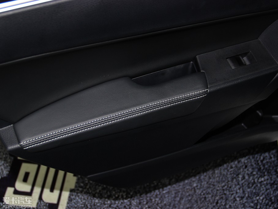 2014_ 1.6L CVT GLX-i