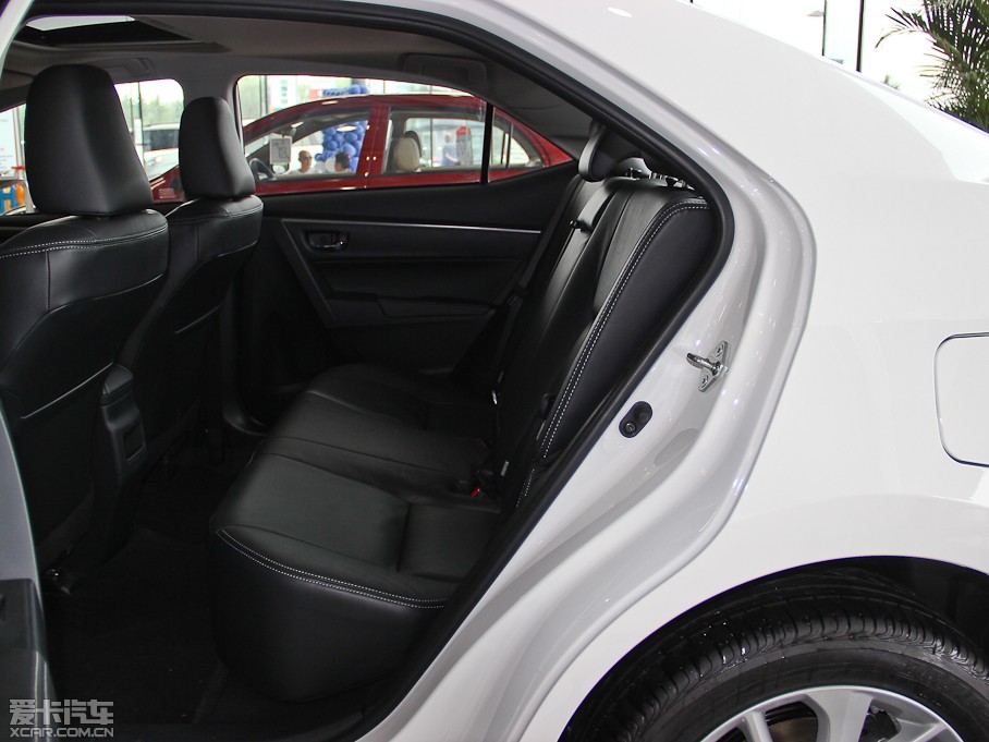 2014_ 1.6L CVT GLX-i(do)