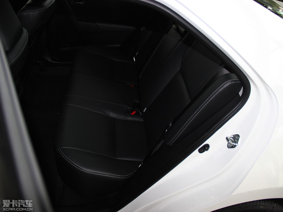 2014_ 1.6L CVT GLX-i(do)