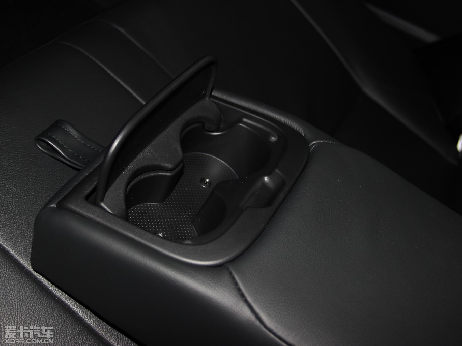 2014_ 1.6L CVT GLX-i