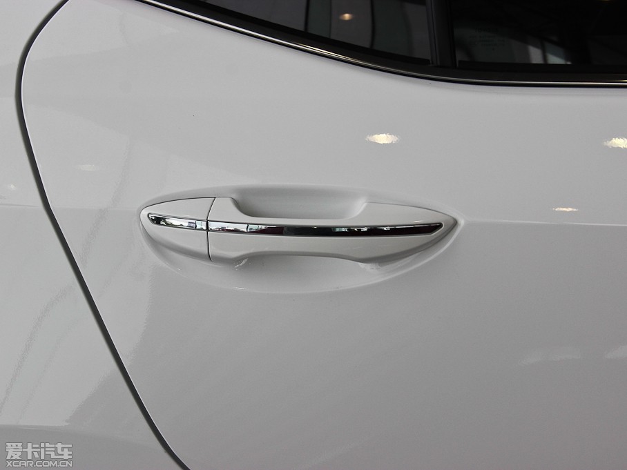 2014_ 1.6L CVT GLX-i